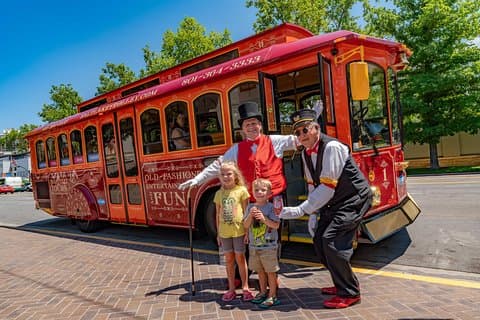 Salt Lake City Trolley Tour with 3 Theatrical Guides & Live Show