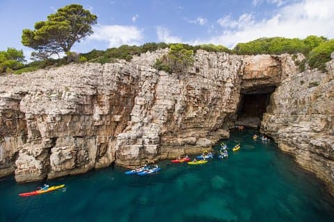 Dubrovnik Sea Kayaking Tour of Lokrum Island and Betina Cave