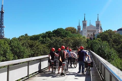 4h Complete Lyon Experience: E-Bike, Food Tasting & Old Town Walk