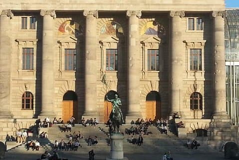 Munich Bike Tour incl 3rd Reich Sites & Beer Garden Stop @ 9.30am