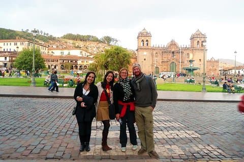 Private Cusco Walking Tour: Inca Museum, Qorikancha and San Pedro Market