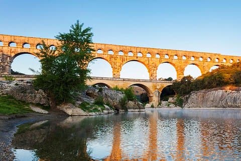 Provence Highlights Full-Day Tour from Avignon