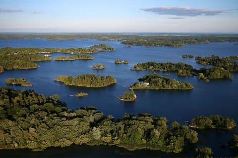 1000 Islands Canada (No passports required, Departing from the US