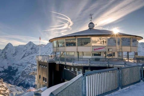 Schilthorn & Lauterbrunnen Valley Private Tour from Zürich