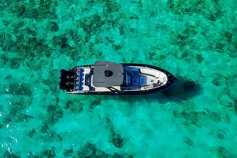 Midnight Sun Charters - 37ft OBSIDIAN