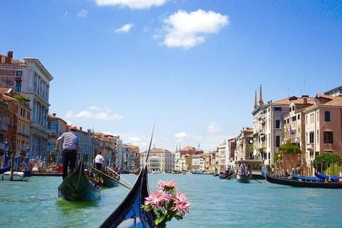 Venice Day Trip from Rome by High-Speed Train with Happy Hour
