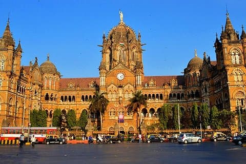 Mumbai City of Dreams In Private Vehicle