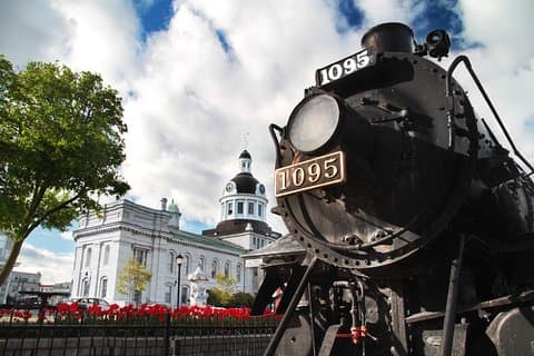 1-hour Walking Tour of Kingston with a local historian