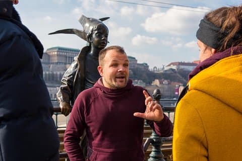 Pest side stories with a Historian