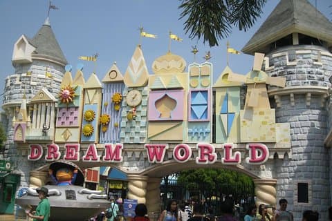 DreamWorld: Thailand’s Ultimate Theme Park