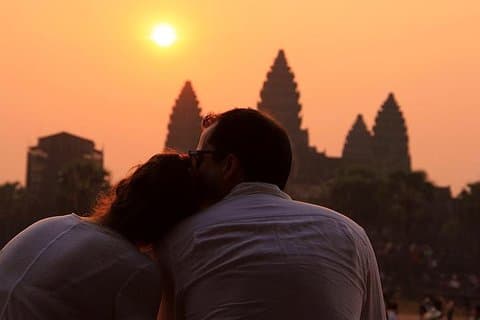 Angkor Sunrise Jeep Tour / SUV Car Available