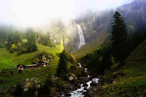 Natural Wonders of Switzerland: Private Day Tour from Zurich