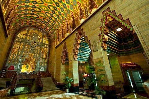 Detroit Architecture Tour: Hidden Gems & Exclusive Interiors