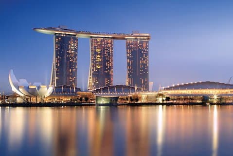 Singapore After Dark: Light Show & River Cruise Guided Tour