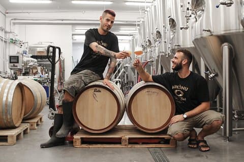 Mikònu Local Beer tasting
