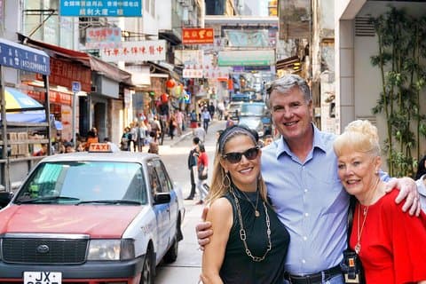 Private Hong Kong Car Tour - Half Day or Full Day