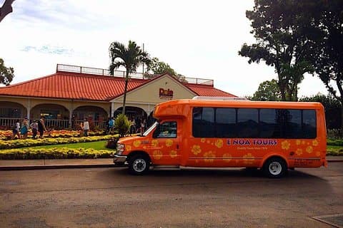 Oahu Majestic Circle Island Tour with Waimea Falls and Byodo Inn