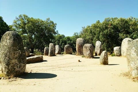 Évora and Megalithic Circuit 10H Private Tour From Lisbon/Cascais