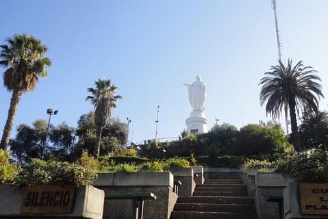 City Historical and Cultural Tour in Santiago: Walking Tour