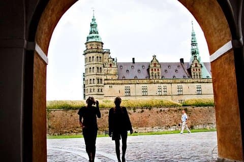 Hamlet and Sweden Tour - Two Countries in one day !
