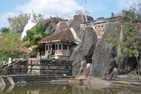 Sacred City of Anuradhapura from Negombo