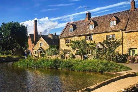 Private Cotswold Village Tour - 4th & 5th guest travel FREE