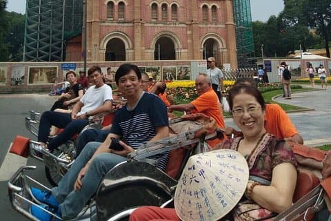 One hour cyclo tour around Saigon