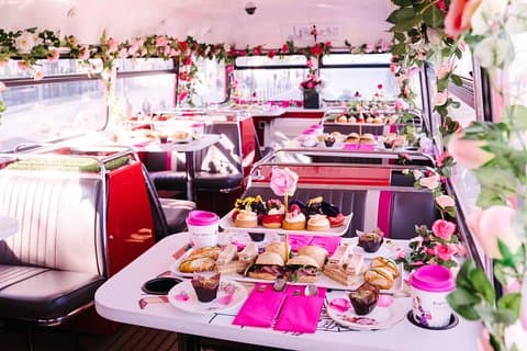 London #1 Afternoon Tea Bus Tour - 1960s Routemaster Bus