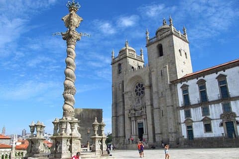 Private Porto City Half Day Tour with River Cruise & Wine Tasting