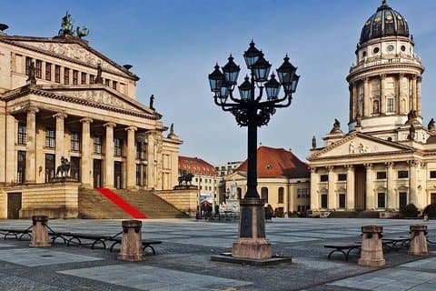 Berlin Highlights Private Guided Walking Tour