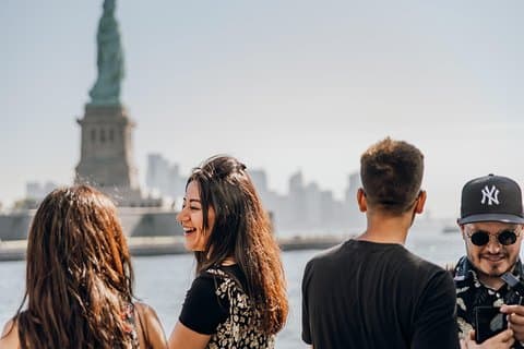 Statue of Liberty and Ellis Island Guided Tour with Ferry