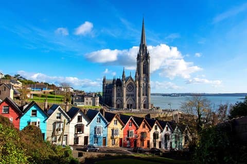 Dublin to Cork, Blarney Castle and Cóbh Heritage Centre by Train