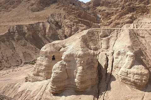 Private Day Tour: Bethlehem, Qumran and Dead Sea