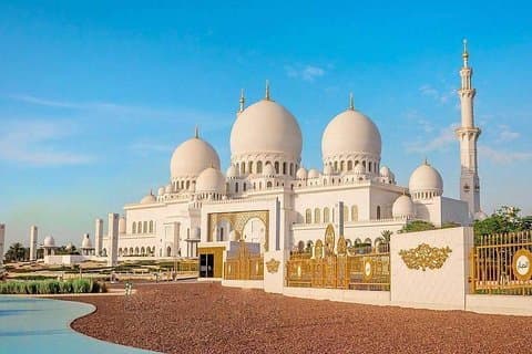 Private Full day Abu Dhabi City Tour with SZGM from Abu Dhabi