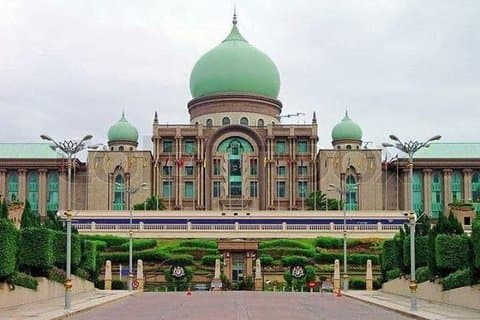 Putrajaya Tour From Kuala-Lumpur