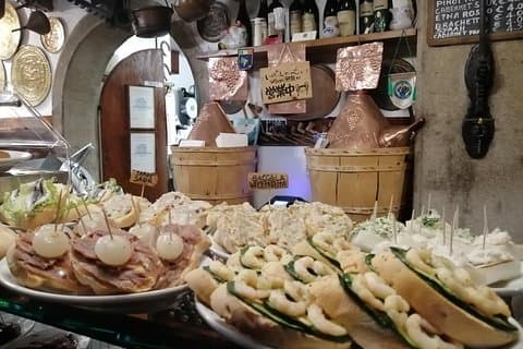 2.5 Hour Street Food Tour of Venice