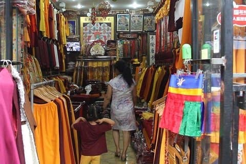 Full Day Leshan Buddha and Tibetan Culture Experience Tour