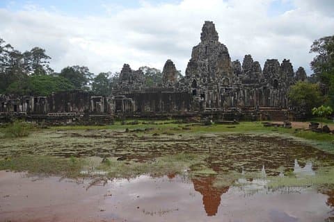 Full-Day Angkor Wat Private Taxi from Siem Reap with Pickup