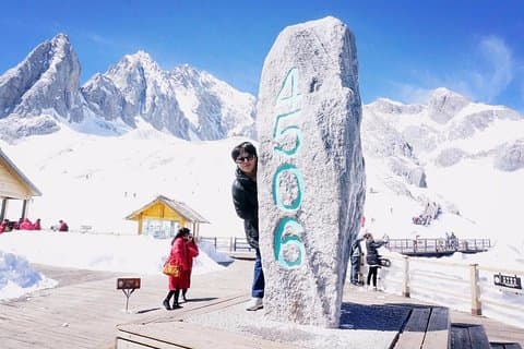 Lijiang Private Tour: Jade Dragon Snow Mountain & Baisha Villages