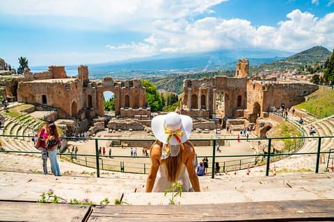 Taormina Private Walking Tour with theatre
