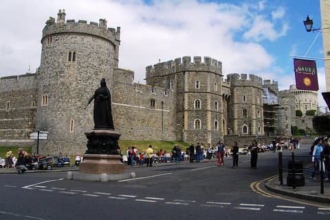 Royal Windsor Castle Tour Executive Private Vehicle