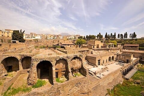 Pompeii & Herculaneum Exclusive Private Tour with Archaeologist