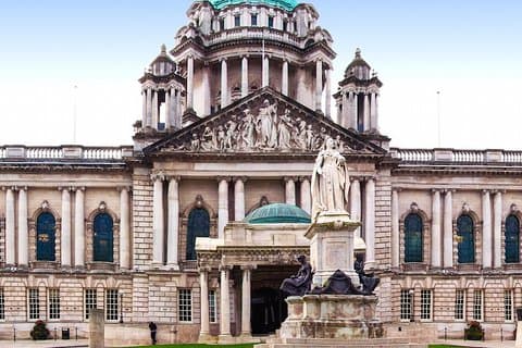 Belfast's Iconic Sites: A Self-Guided Audio Tour