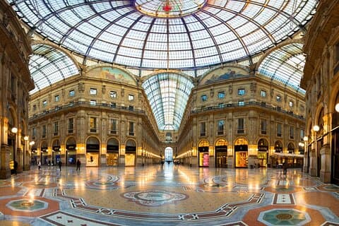 Exclusive Private tour of Milan with pickup