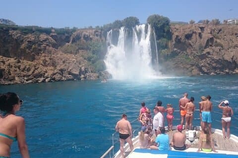 Belek: Falez Cliffs & Waterfalls Boat Trip with Lunch