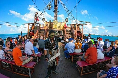 Hook boat in Cancun