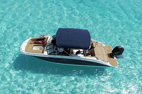 Deluxe Private Boats - 27 ft Sea Ray