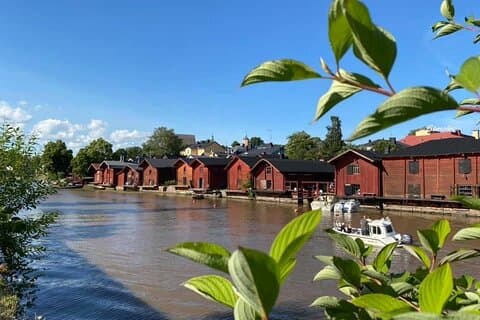 Helsinki Private Tour by car + Vitsit Porvoo Medieval old tow