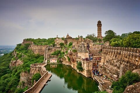 Visit Chittorgarh Fort with Udaipur Drop from Pushkar with Guide