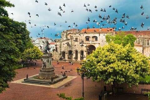 6 Hours Private Cultural Tour in Santo Domingo